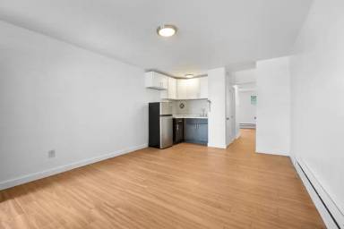 Main picture of 2020 Woodlynne Ave