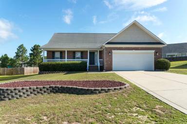 Main picture of 205 Castlerock Dr