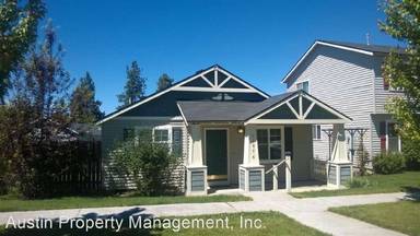 Main picture of 61073 Larkspur Loop