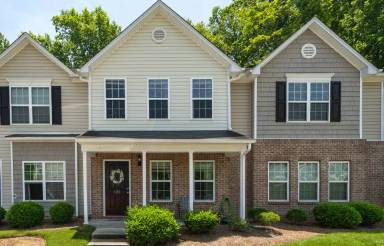 Main picture of 125 Swan Haven Ln