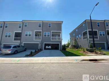 Main picture of 718 Umber Dr