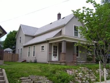 Main picture of 117 Travis St NE