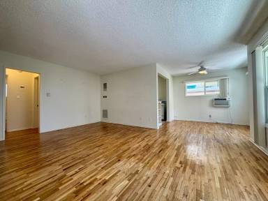 Main picture of 122 N Croft Ave