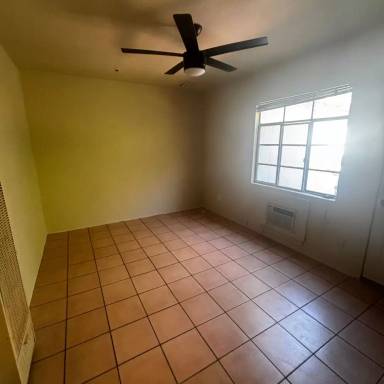 Main picture of 1409 S Mill Ave