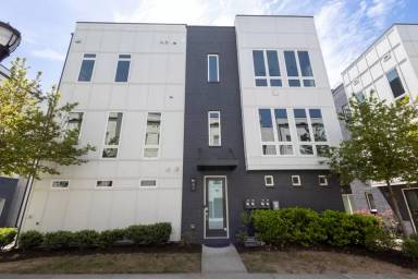 Main picture of 708 Banton Dr NW