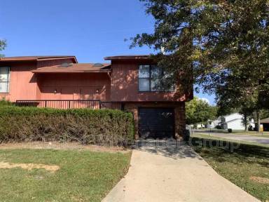 Main picture of 700 Ganim Dr