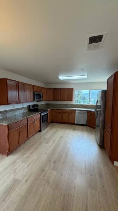 Main picture of 5709 Kensington Pl