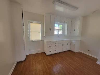 Main picture of 13634 Leadwell St