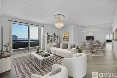 Main picture of 321 S San Vicente Blvd