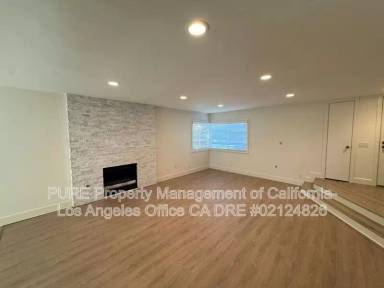 Main picture of 2330 Oak St