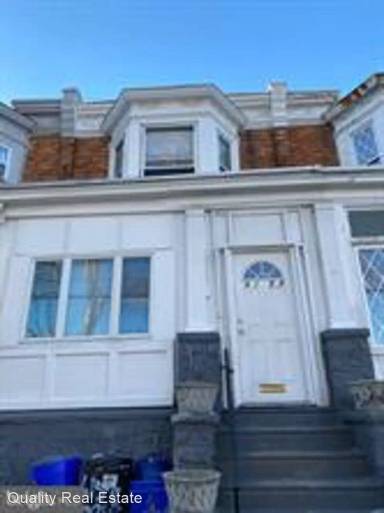 Main picture of 6158 Spruce St