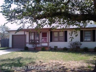 Main picture of 805 N Cockrel Ave
