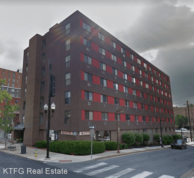 Main picture of Hetzel Plaza