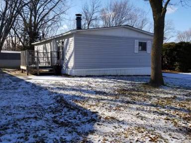 Main picture of Lake Forest Mobile Home Park