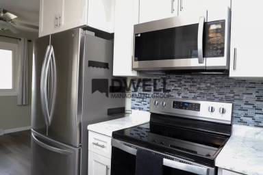Main picture of 826 12th Ave SE