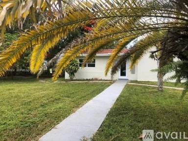 Main picture of 8000 NW 12th Pl