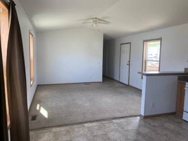 Main picture of 525 34th Ave NW