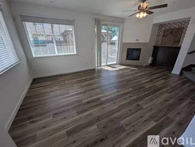 Main picture of 910 Sierra View Cir