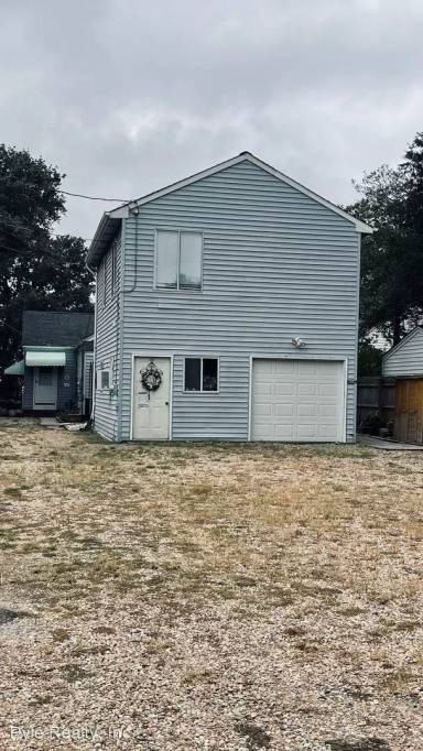 Main picture of 937 Little Bay Ave