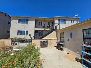 Main picture of 3332 32nd St