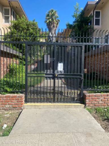 Main picture of 176 S Mountain View Ave