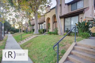 Main picture of 415 W Elk Ave