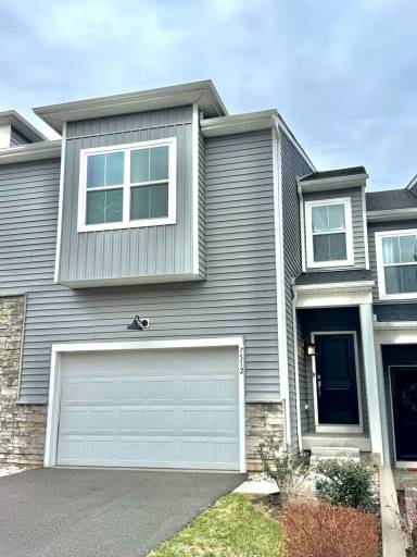 Main picture of 7512 Clayton Ave