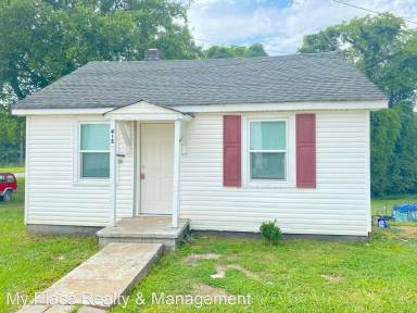 Main picture of 415 Shearon Ln