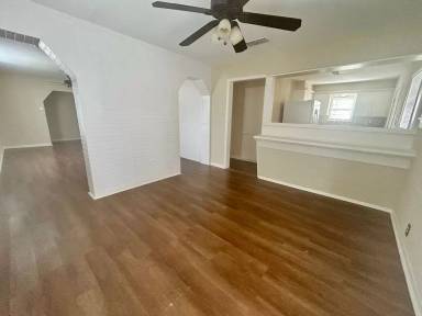 Main picture of 2113 Avenue P