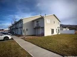 Main picture of 595 S Main St