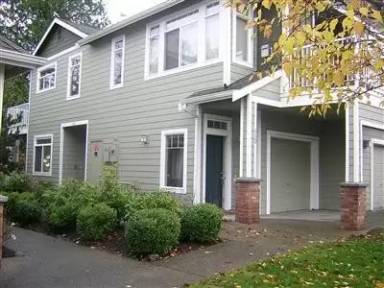 Main picture of 521 241st Ln SE