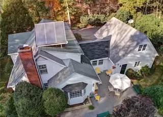Main picture of 596 Devotion Rd