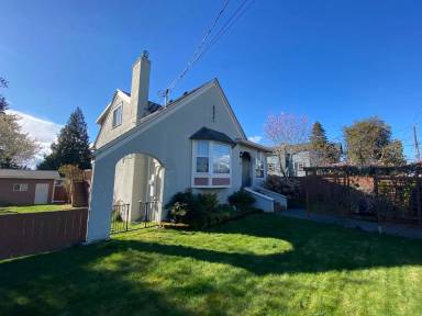 Main picture of 8327 25th Ave NW
