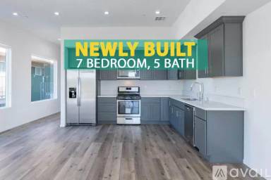 Main picture of 5241 Huntington Dr N