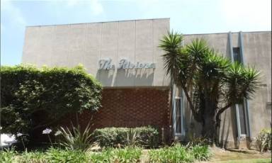 Main picture of 11827 Beverly Blvd