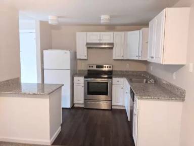 Main picture of 1150 Sunset Blvd NE