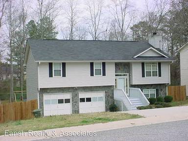 Main picture of 205 Farmington Trce
