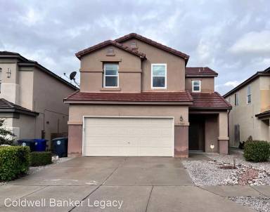 Main picture of 7705 La Brea St NE