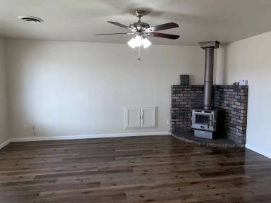 Main picture of 1812 Larkspur Ln
