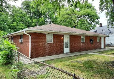 Main picture of 4408 S 1st St