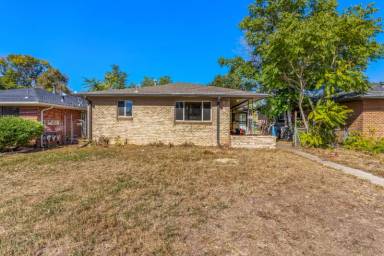 Main picture of 5085 E 34th Ave