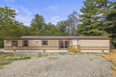 Main picture of 126 Carl Dr