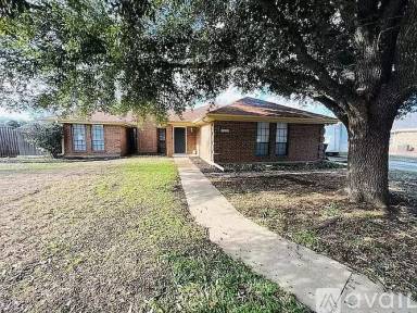 Main picture of 1310 Cindy Ct