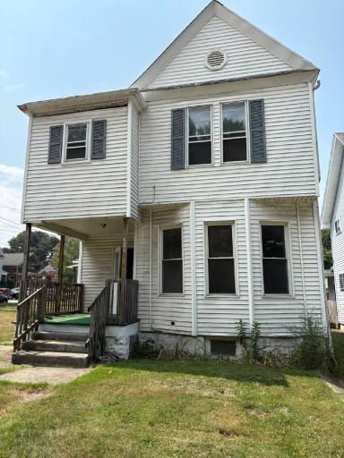 Main picture of 1924 Cherry St