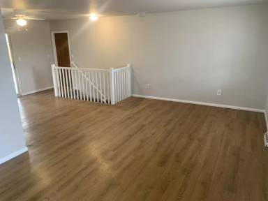 Main picture of 7943 Logan St