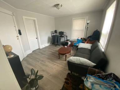 Main picture of 439 S Goodman St