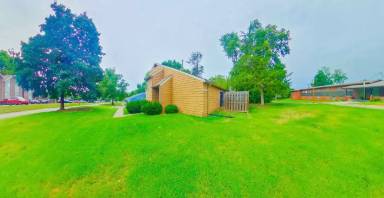 Main picture of 1433 McCain Ln
