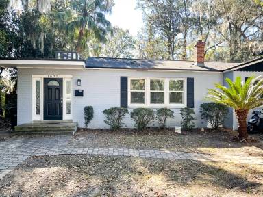 Main picture of 1627 NW 7th Ave