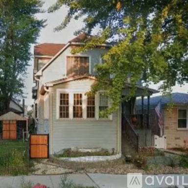 Main picture of 3836 N Oak Park Ave