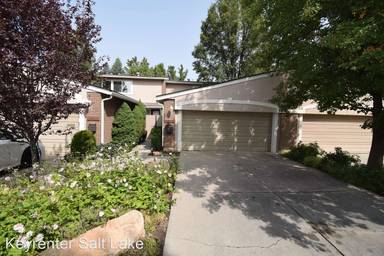 Main picture of 1877 E Monterey Dr